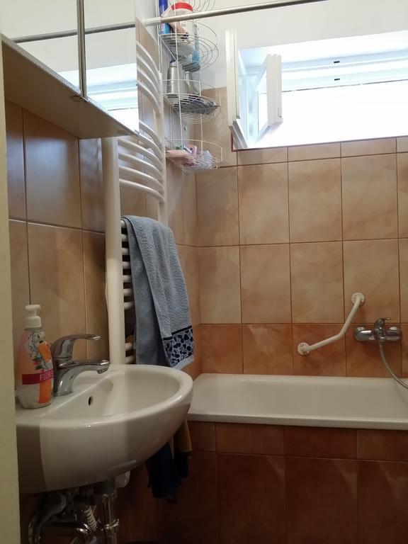 Apartament Boris Apartman Gyula Zewnętrze zdjęcie
